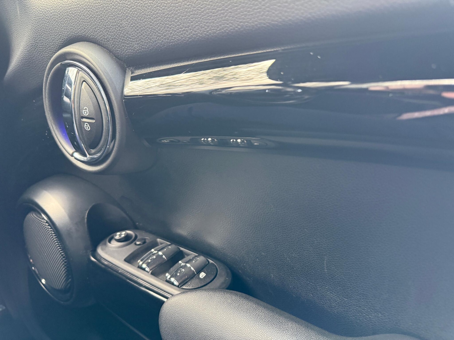 Used MINI Hatch 2019 for sale - 77203675: Photo 25