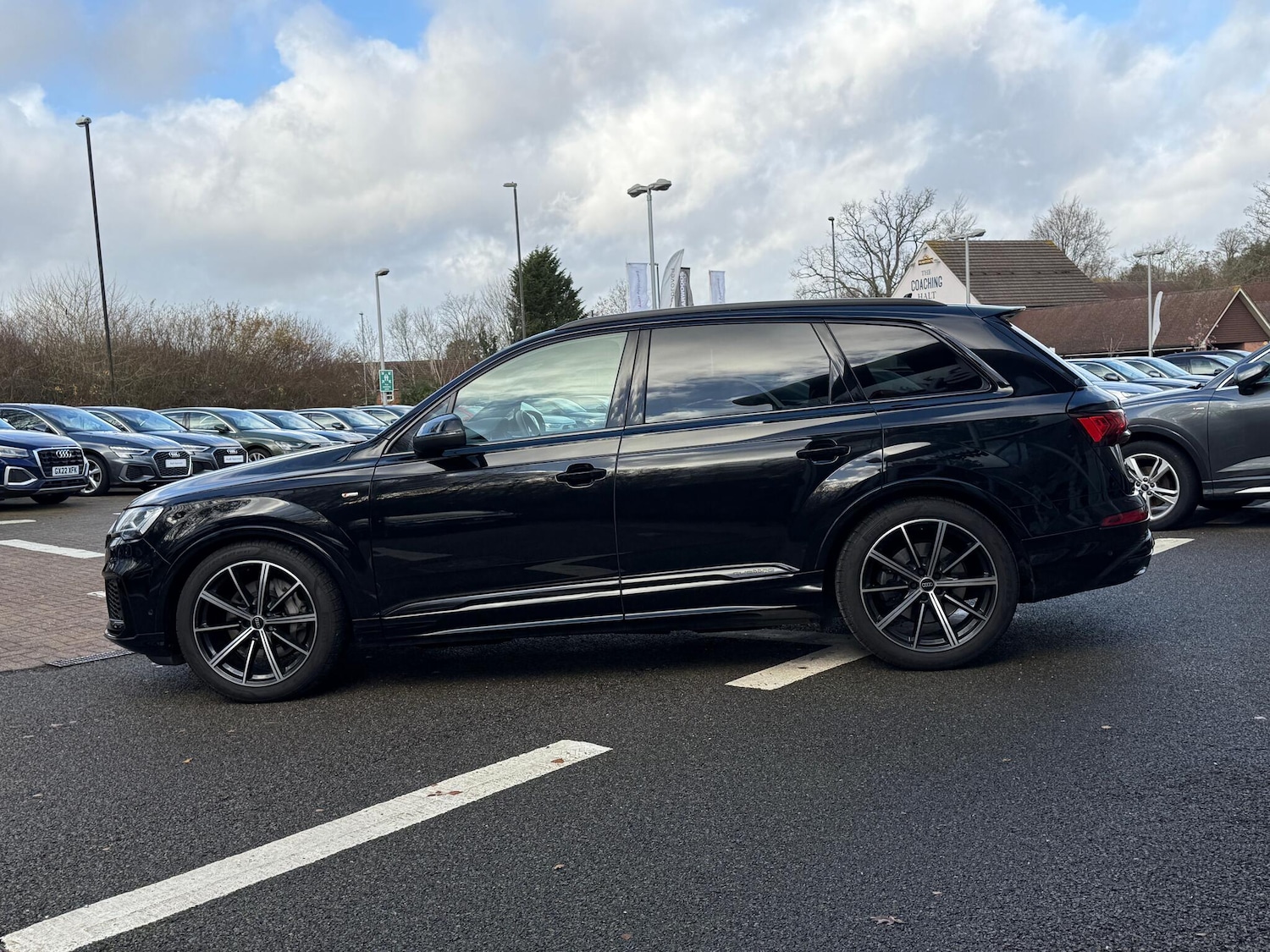 Used Audi Q7 2022 for sale - 76899433: Photo 23