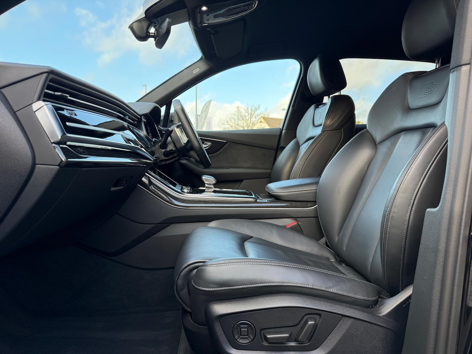 Used Audi Q7 2022 for sale - 76899433: Photo 43