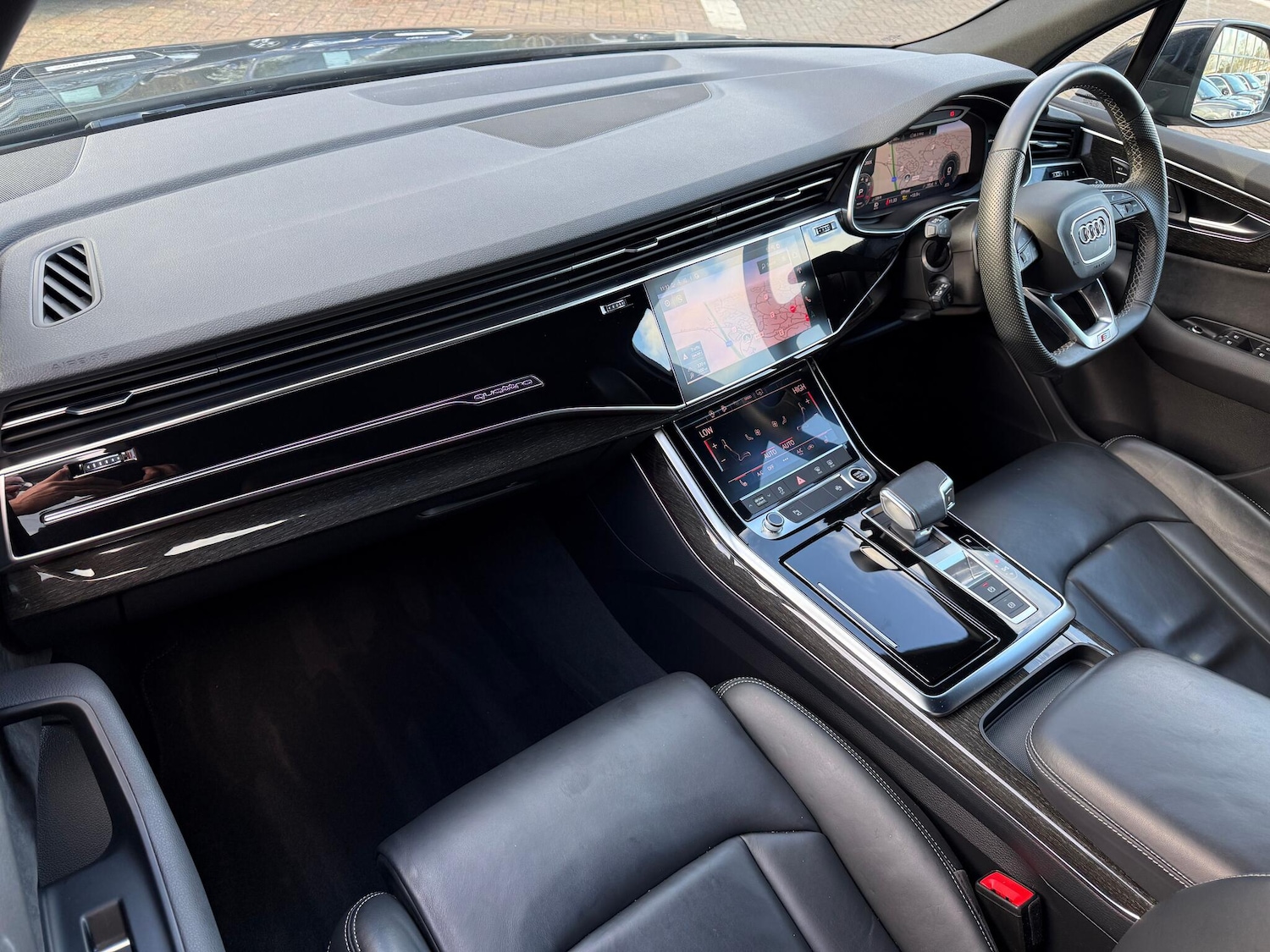 Used Audi Q7 2022 for sale - 76899433: Photo 45