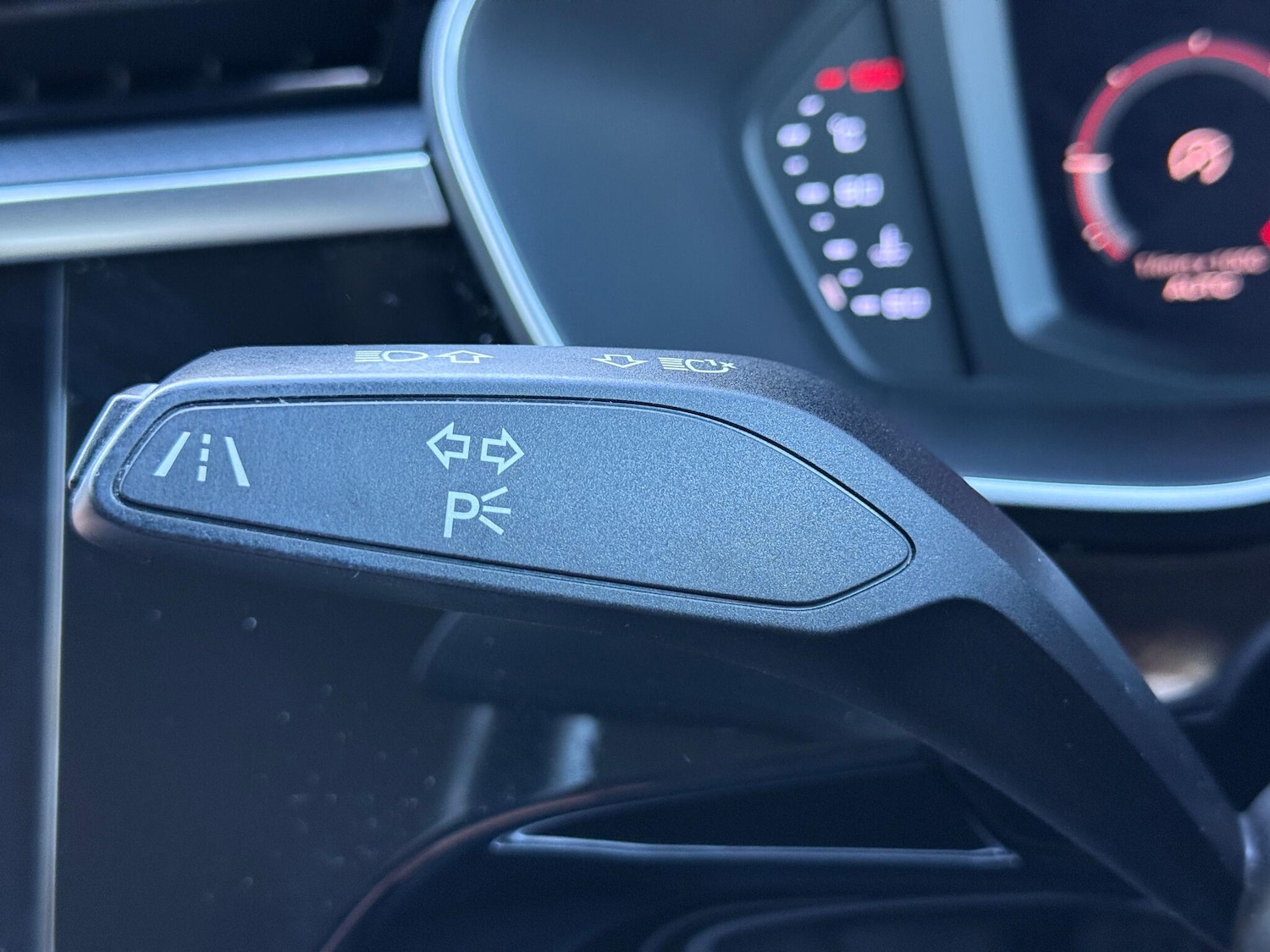 Used Audi Q3 2019 for sale - 76620569: Photo 13