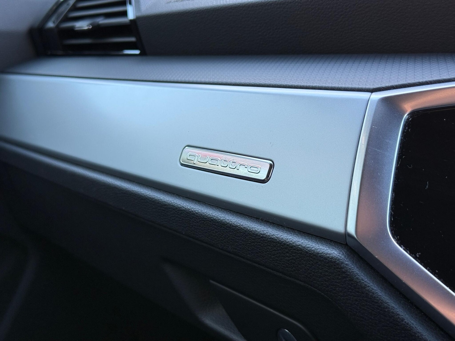 Used Audi Q3 2019 for sale - 76620569: Photo 18