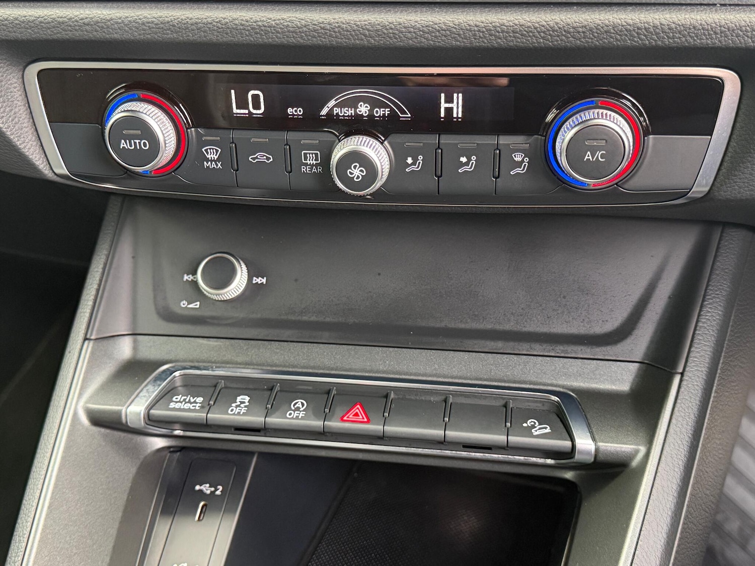 Used Audi Q3 2022 for sale - 76550346: Photo 39