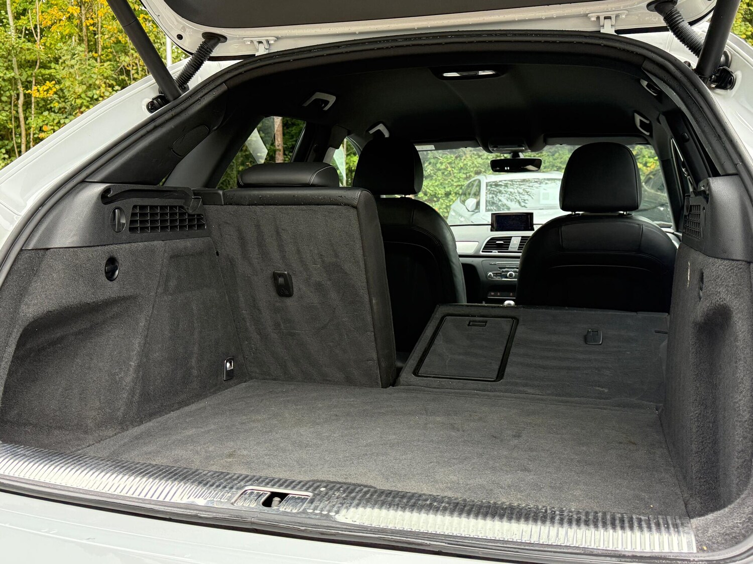 Used Audi Q3 2017 for sale - 76247621: Photo 35