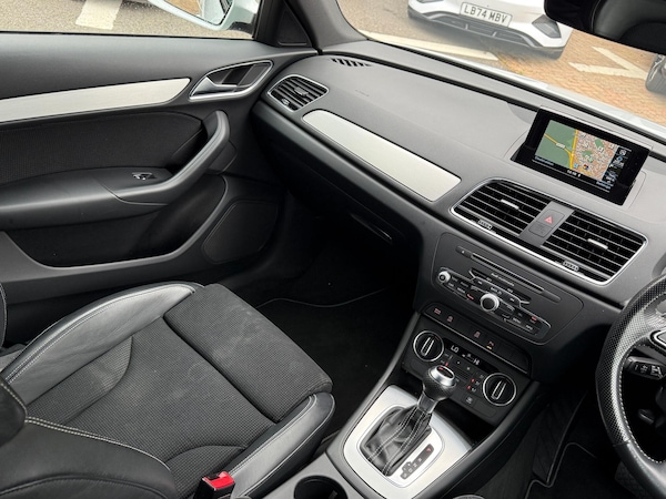 Used Audi Q3 2017 for sale - 76247621: Photo 38