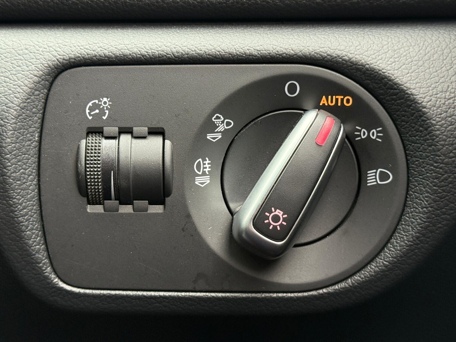 Used Audi Q3 2017 for sale - 76247621: Photo 62