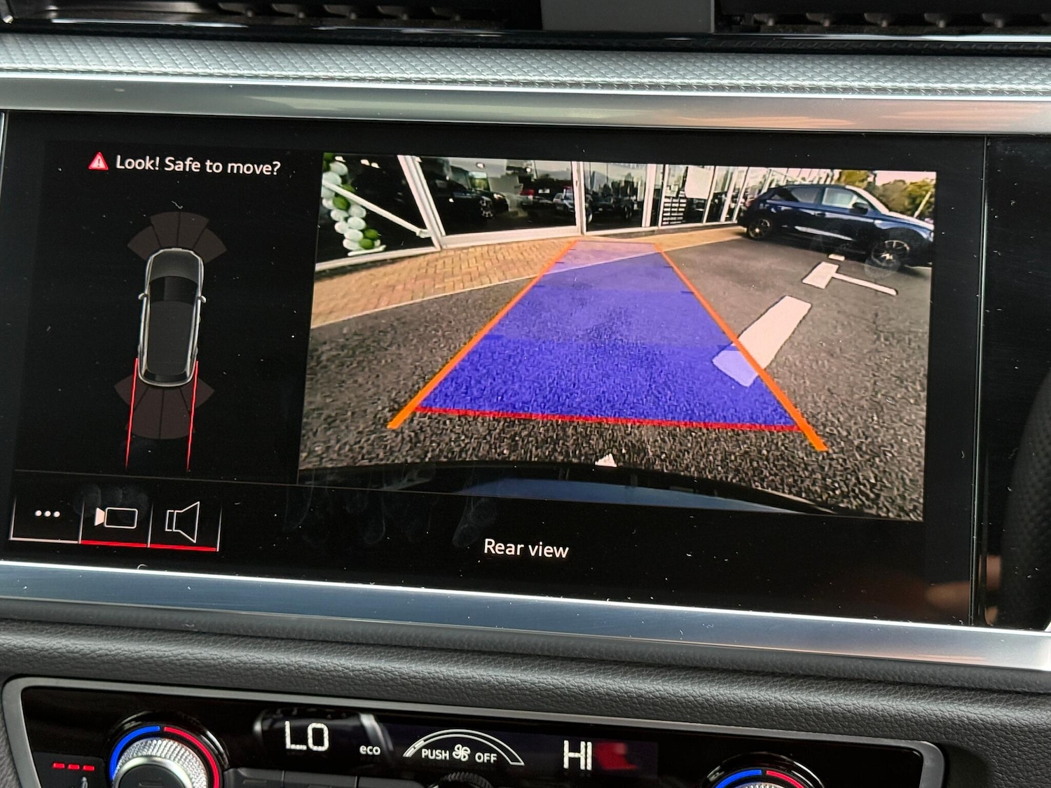 Used Audi Q3 2024 for sale - 76425130: Photo 4