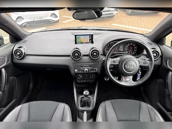 Used Audi A1 2018 for sale - 76214510: Photo