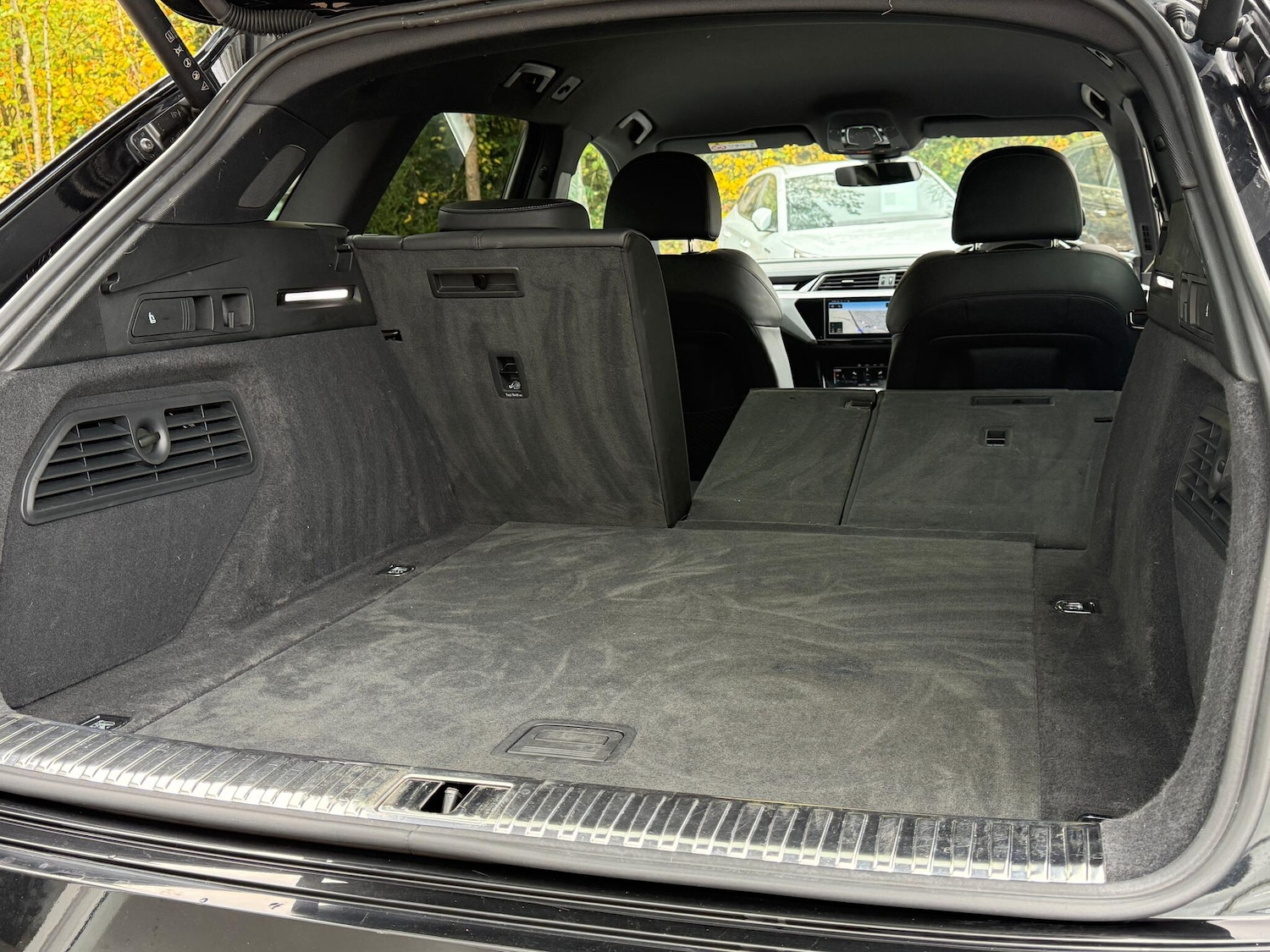 Used Audi e-tron 2022 for sale - 76780651: Photo 31