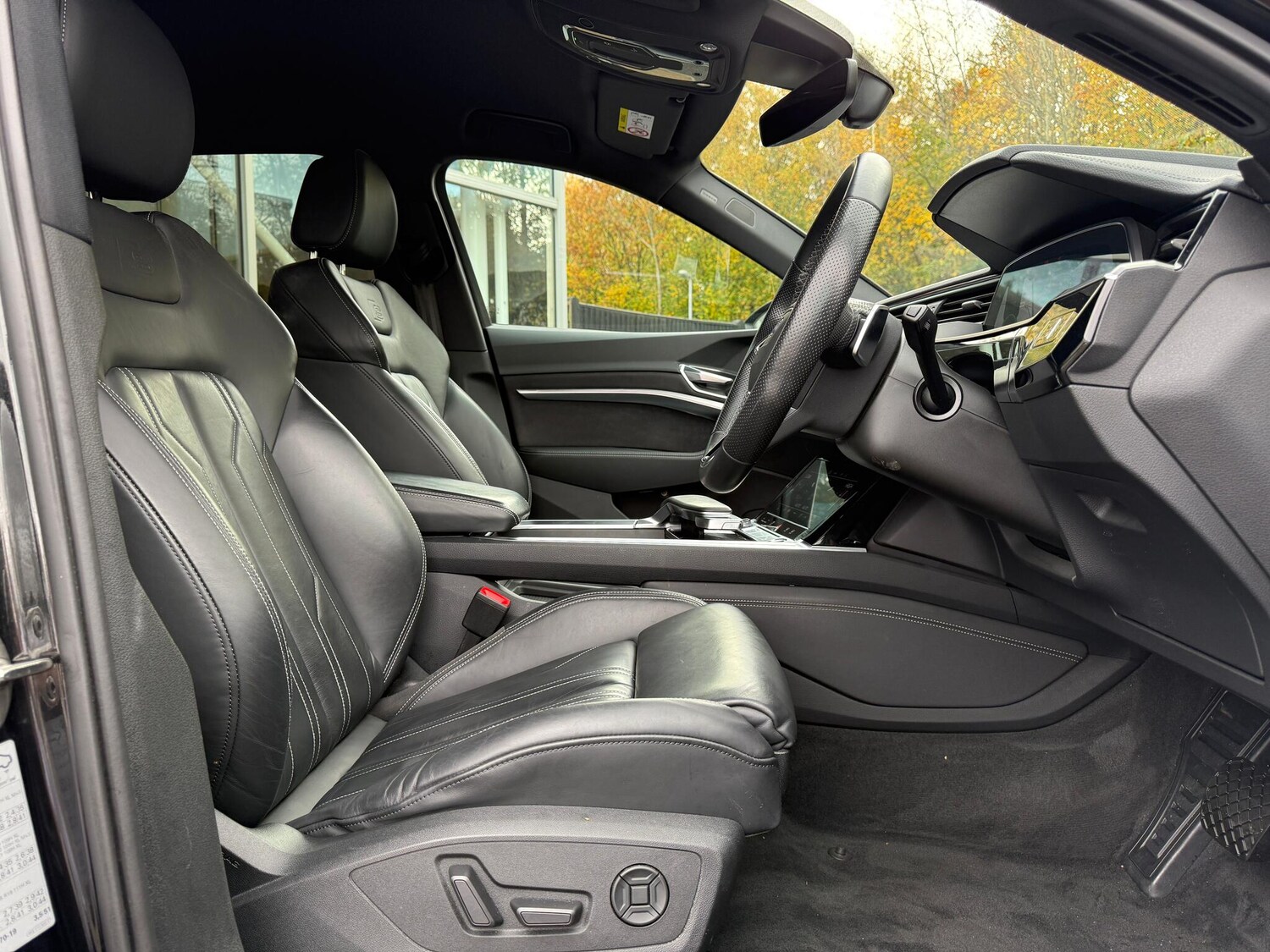 Used Audi e-tron 2022 for sale - 76780651: Photo 32