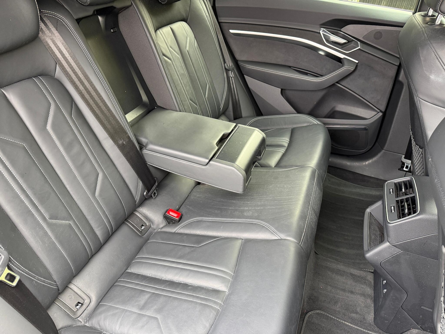 Used Audi e-tron 2022 for sale - 76780651: Photo 37