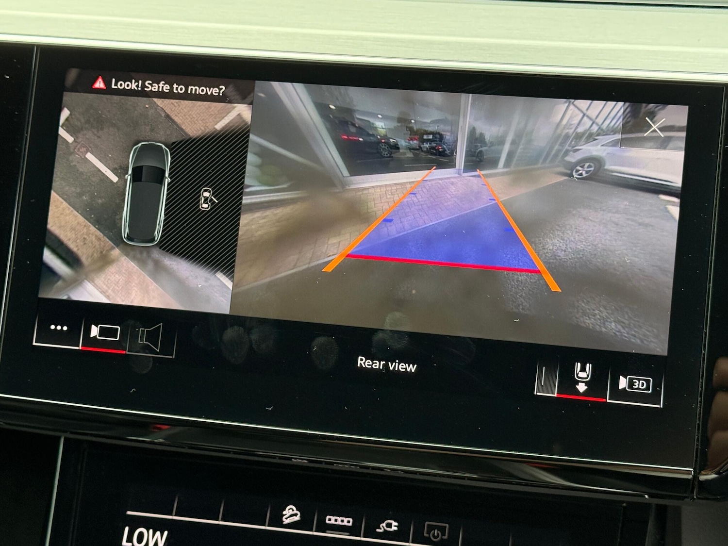 Used Audi e-tron 2022 for sale - 76780651: Photo 4