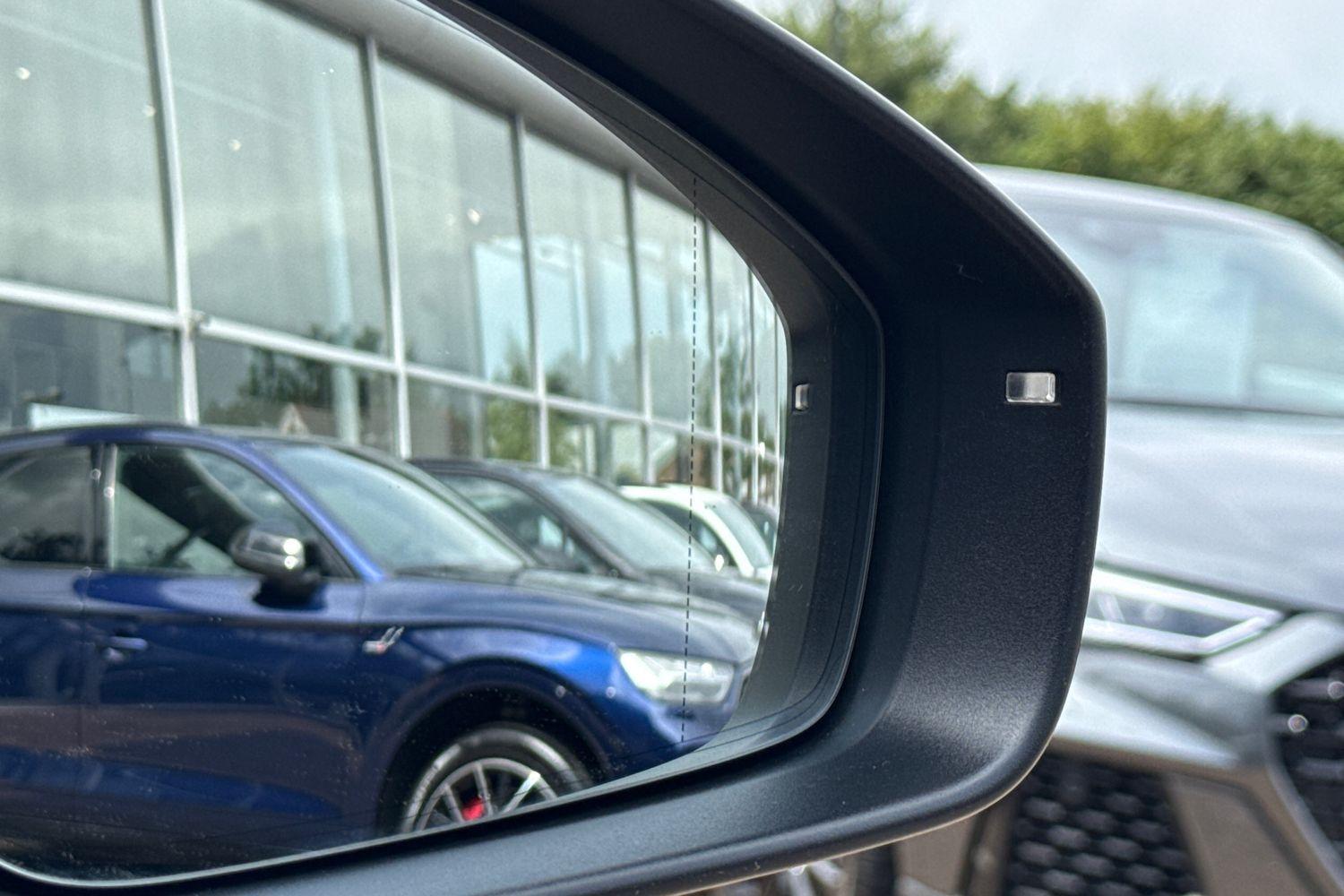 Used Audi Q4 e-tron 2024 for sale - 76825256: Photo 46