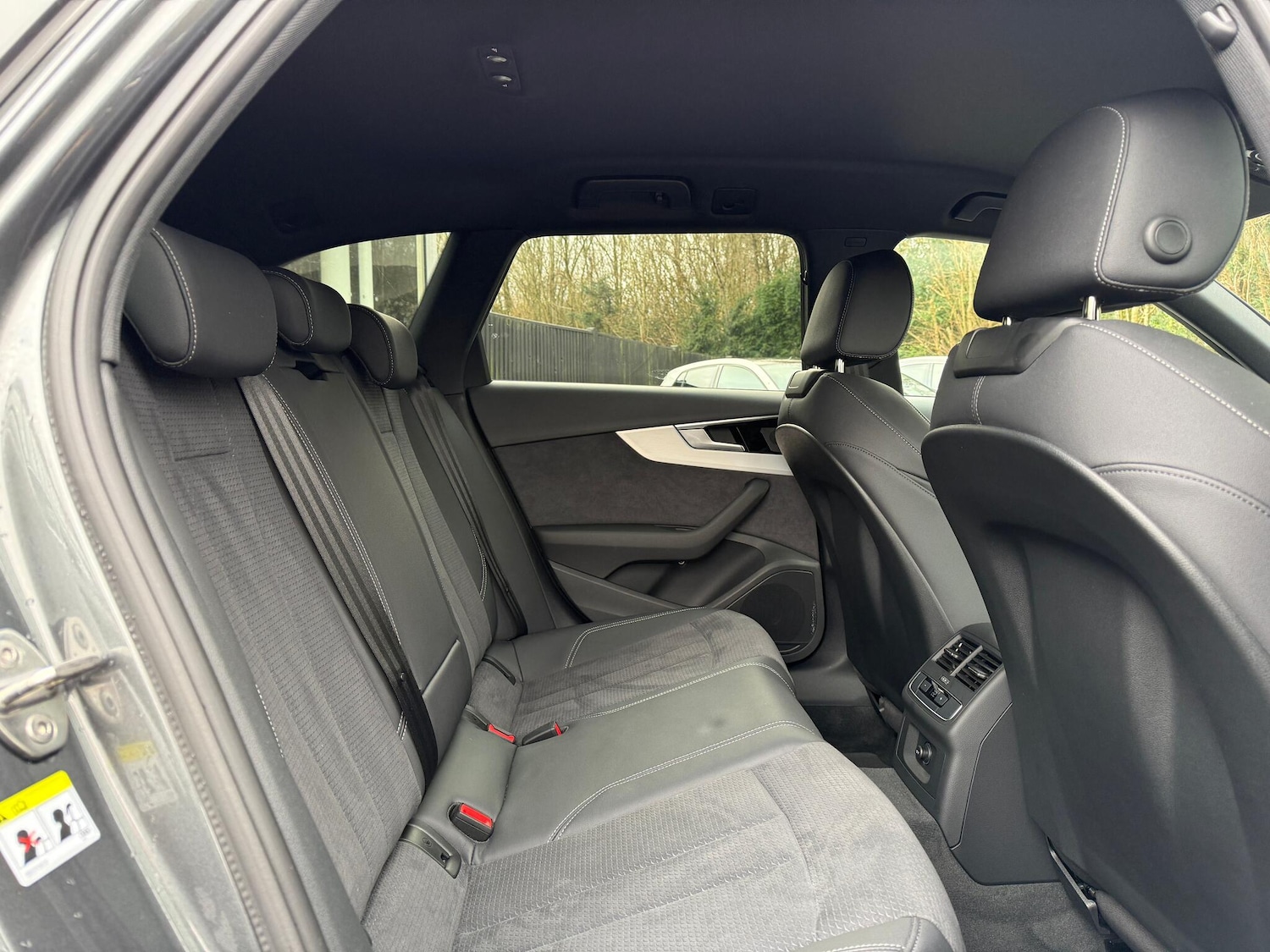 Used Audi A4 2023 for sale - 76964319: Photo 11