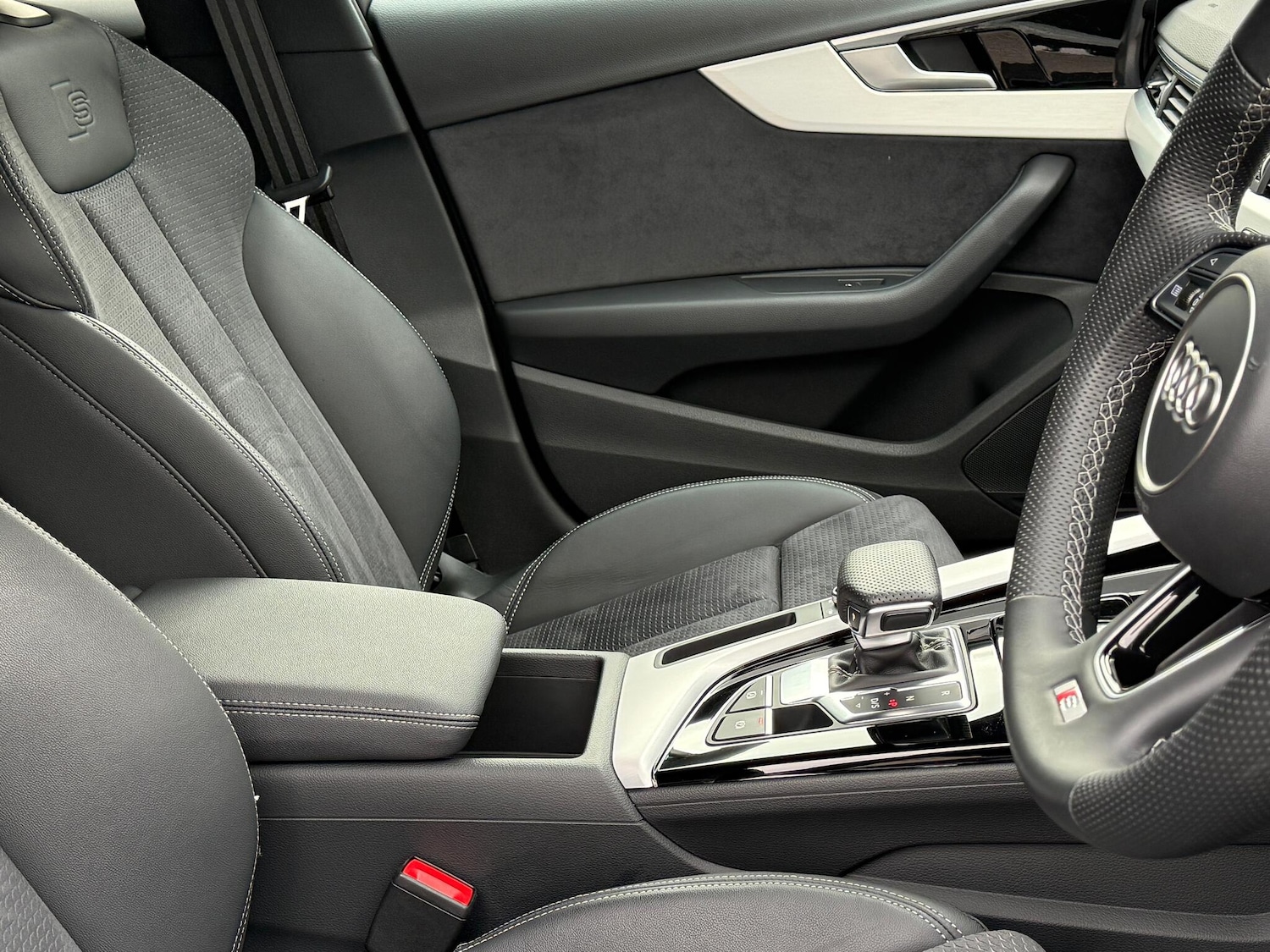 Used Audi A4 2023 for sale - 76964319: Photo 42