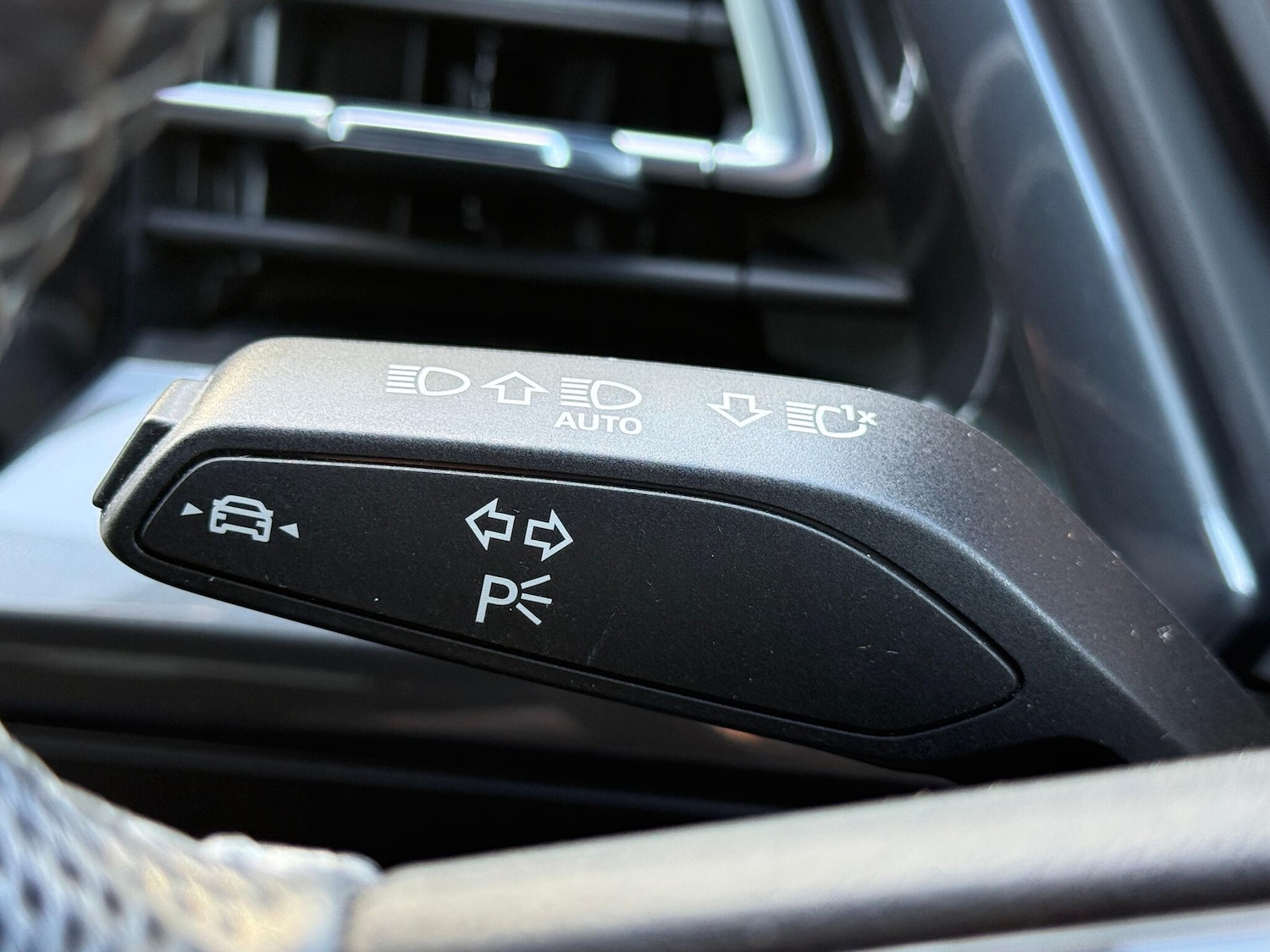 Used Audi Q4 e-tron 2023 for sale - 76398362: Photo 62