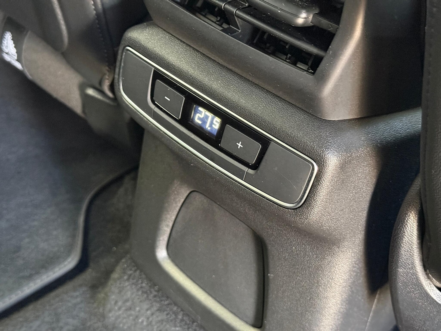 Used Audi Q4 e-tron 2022 for sale - 76377549: Photo 36