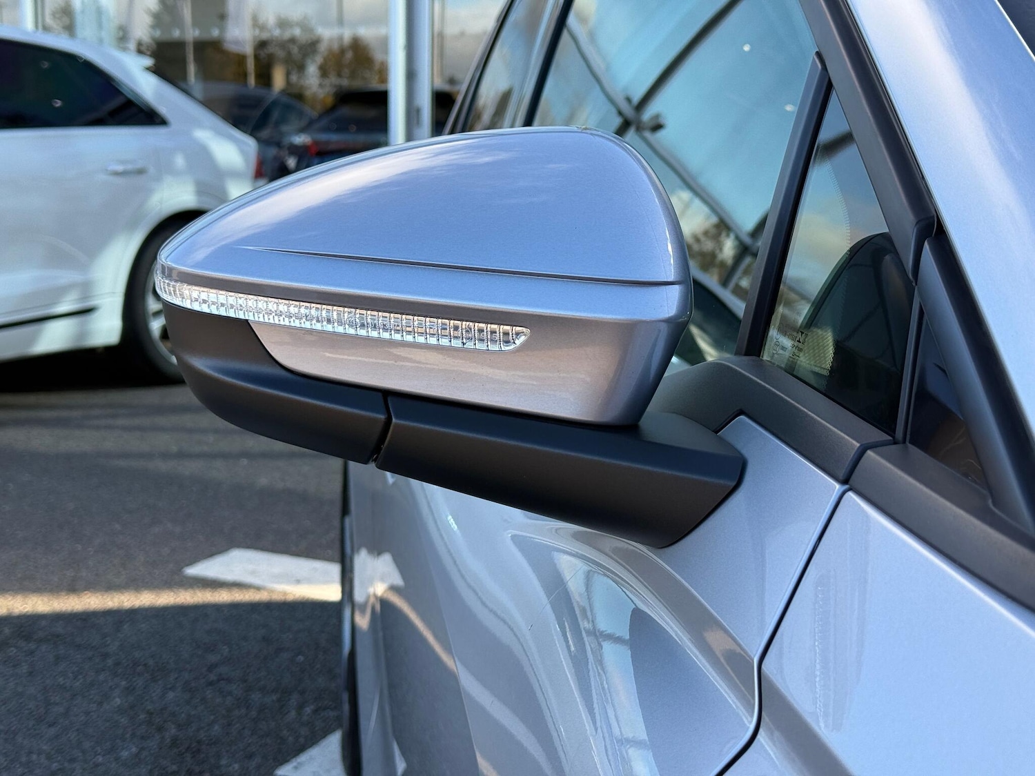 Used Audi Q4 e-tron 2022 for sale - 76377549: Photo 8