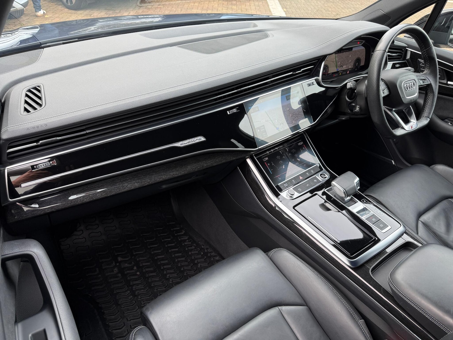 Used Audi Q7 2022 for sale - 76432179: Photo 17