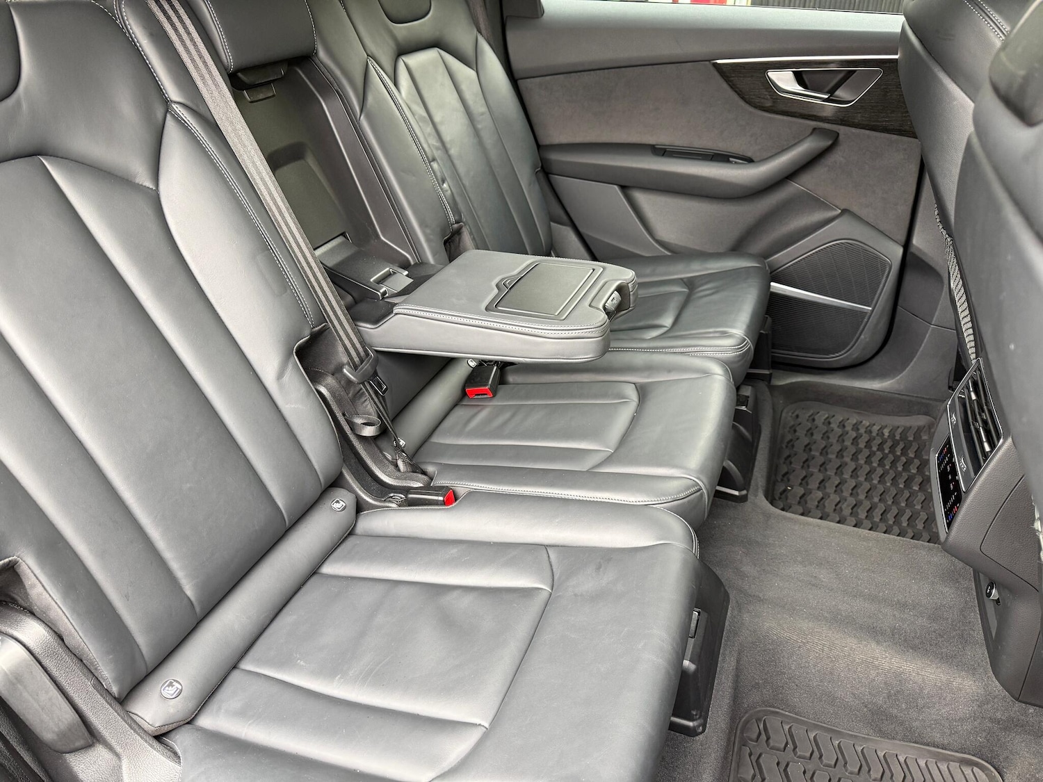 Used Audi Q7 2022 for sale - 76432179: Photo 28