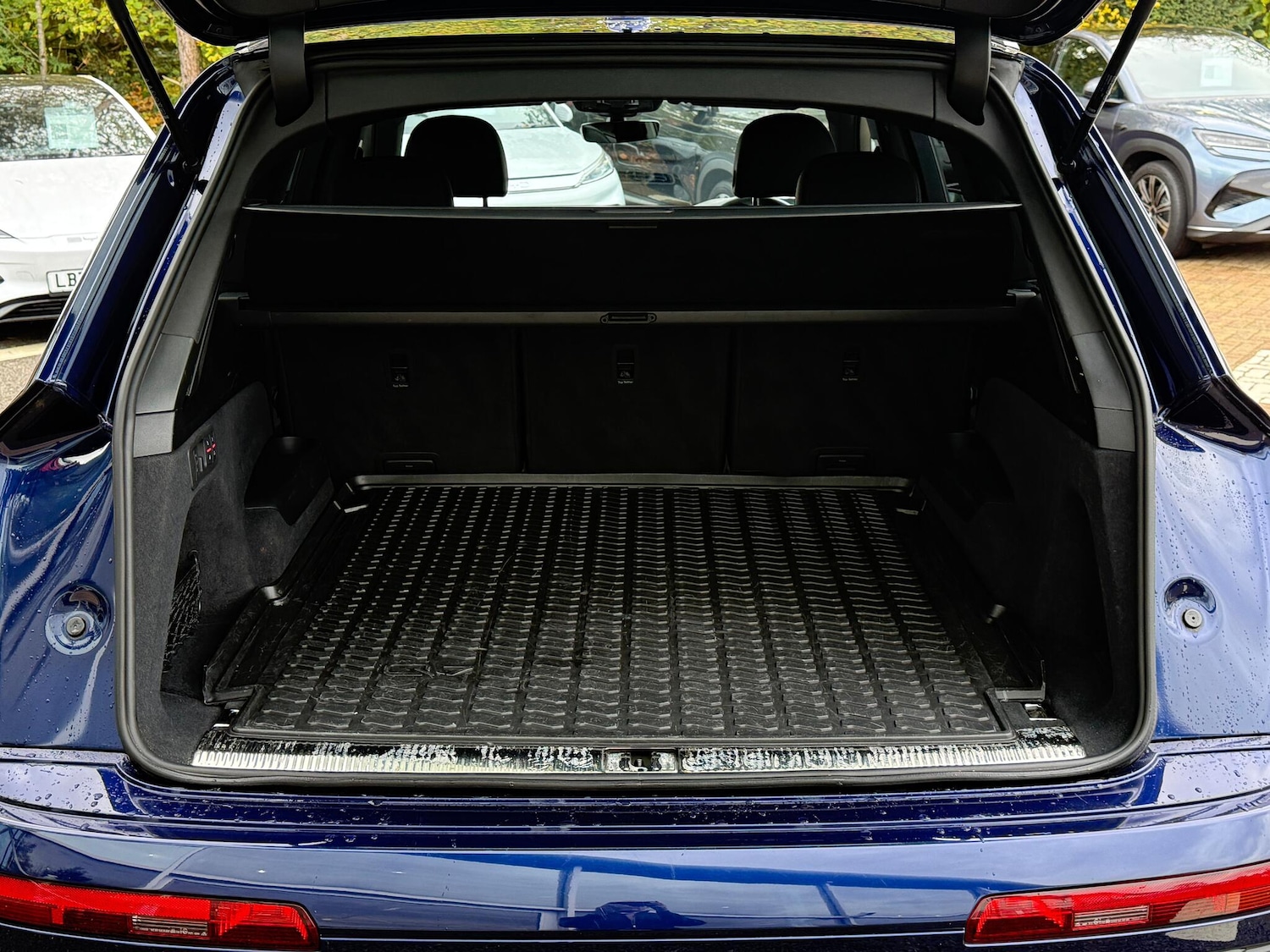 Used Audi Q7 2022 for sale - 76432179: Photo 37