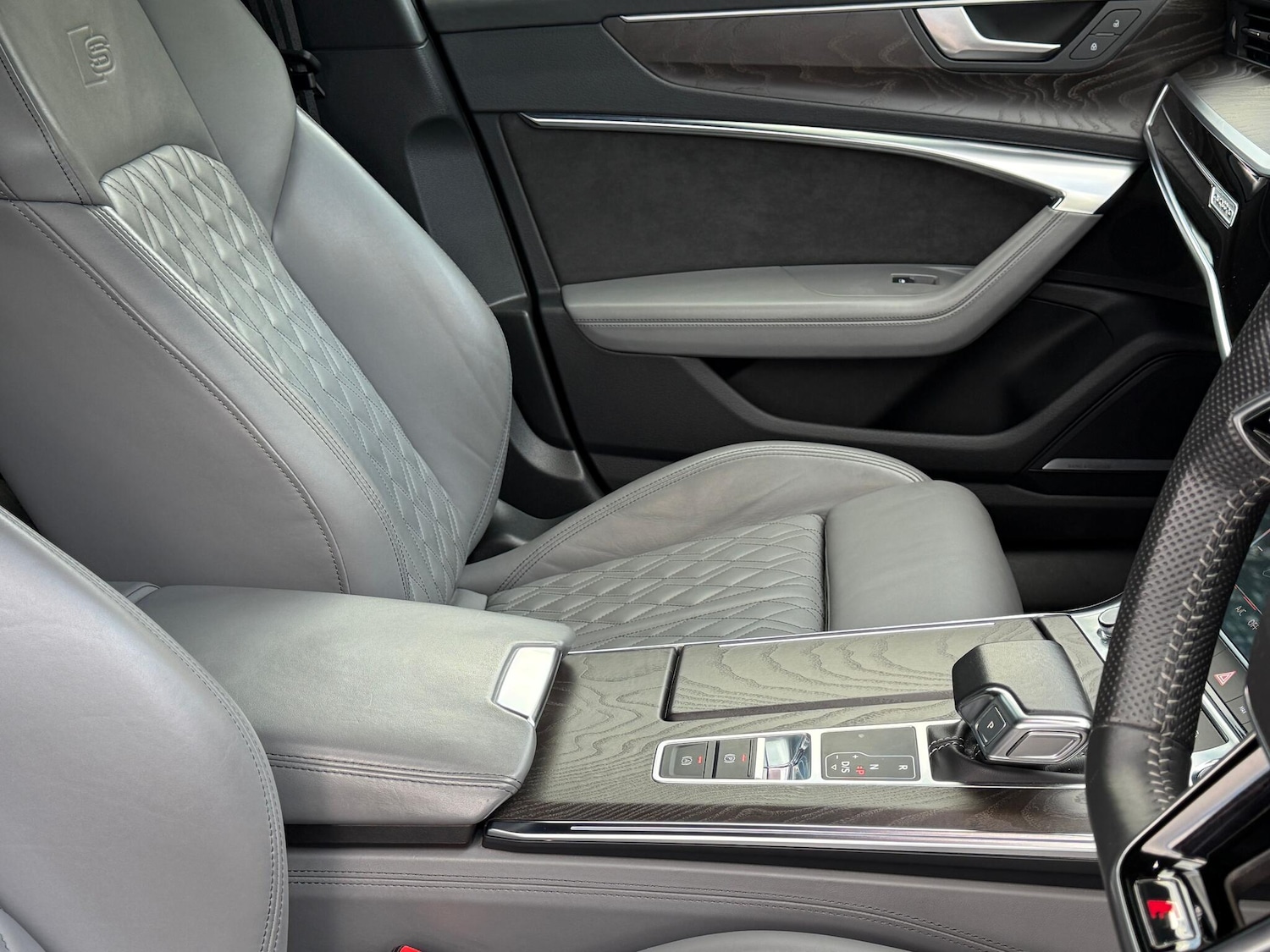 Used Audi A6 Saloon 2021 for sale - 76398585: Photo 43