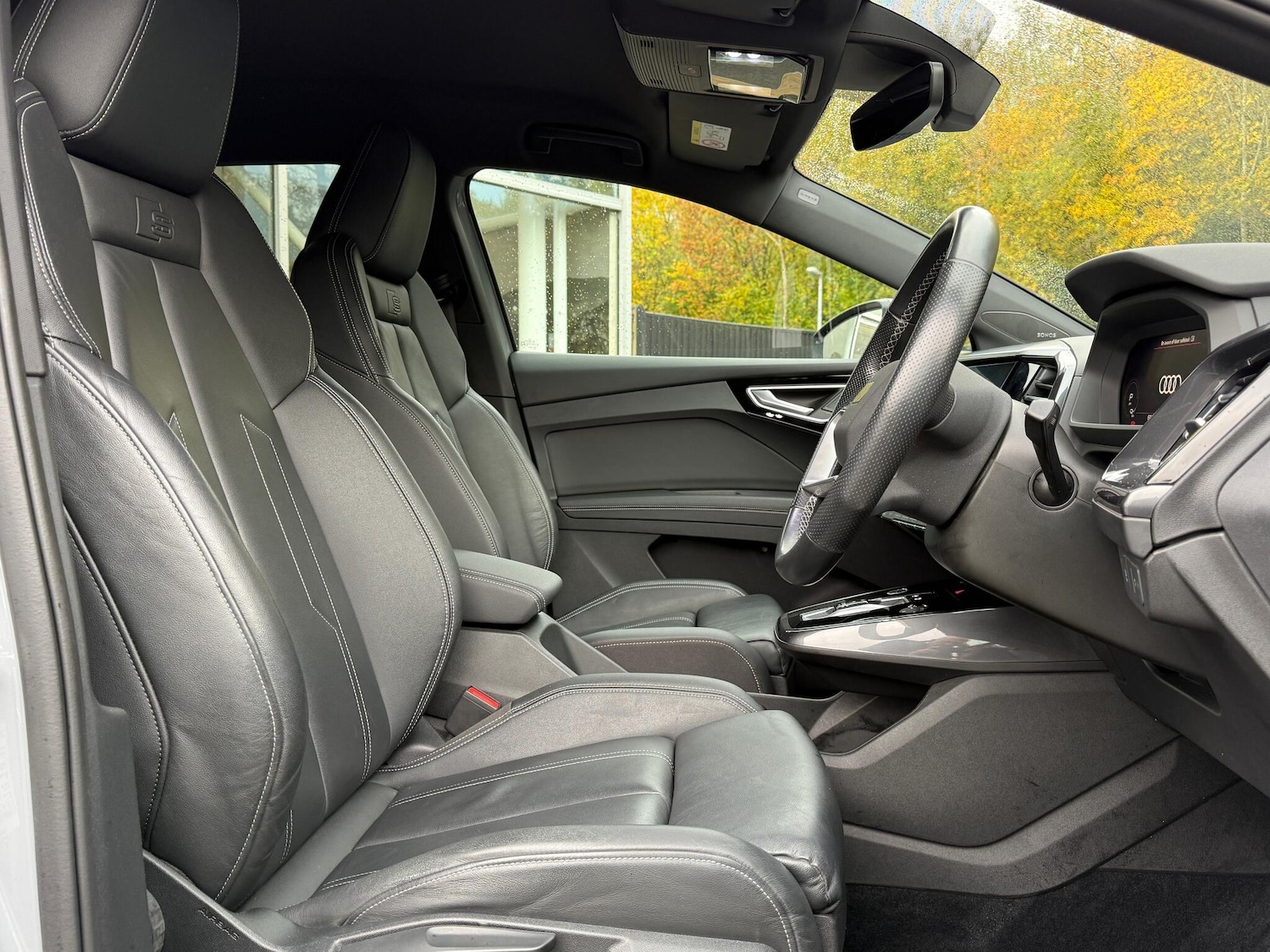 Used Audi Q4 e-tron 2021 for sale - 76457920: Photo 12