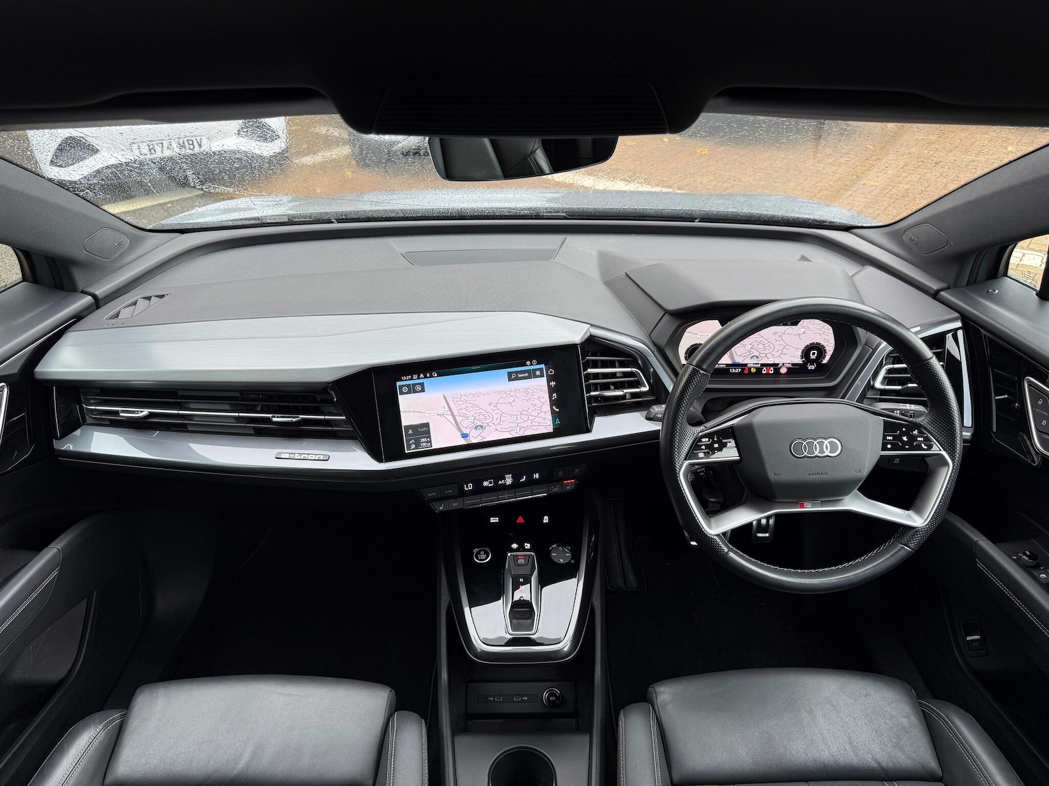 Used Audi Q4 e-tron 2021 for sale - 76457920: Photo 3