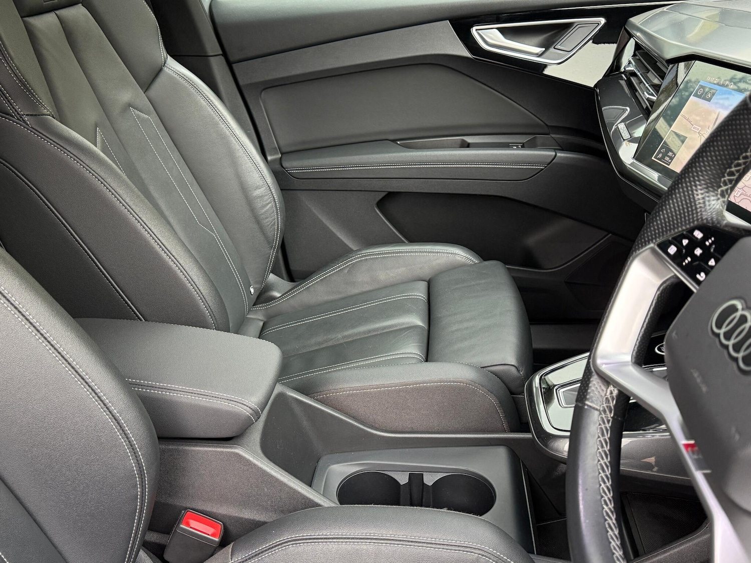 Used Audi Q4 e-tron 2021 for sale - 76457920: Photo 40