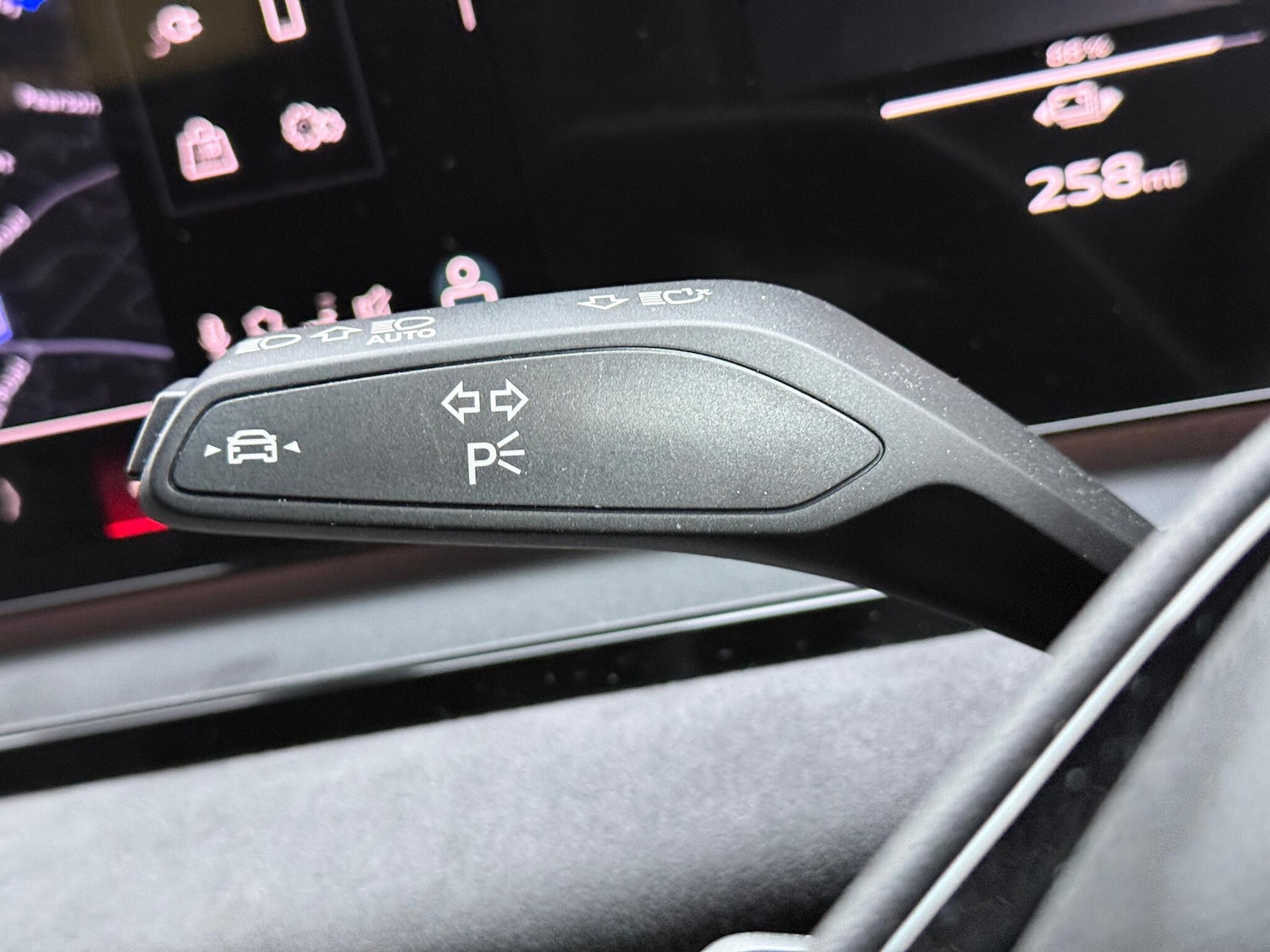 Used Audi Q6 e-tron 2025 for sale - 77410997: Photo 11