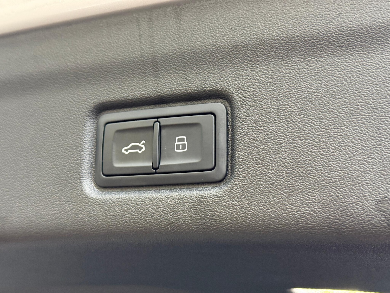 Used Audi Q6 e-tron 2025 for sale - 77410997: Photo 40