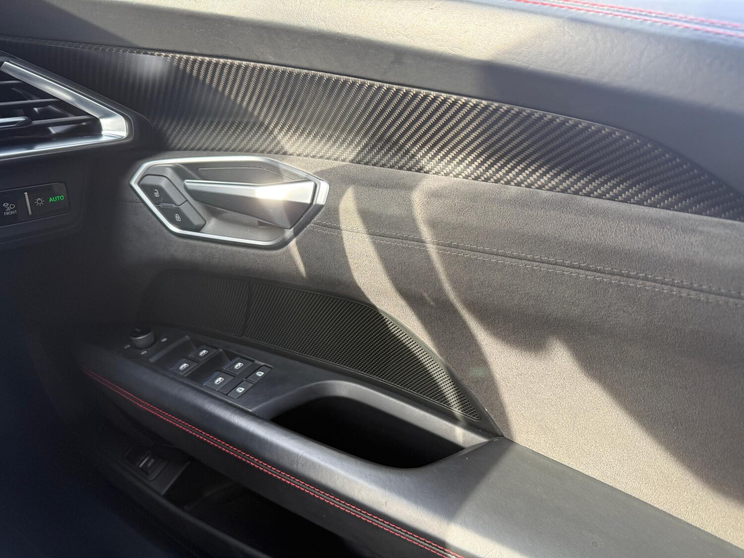 Used Audi RS e-tron GT for sale - 77586867: Photo 16