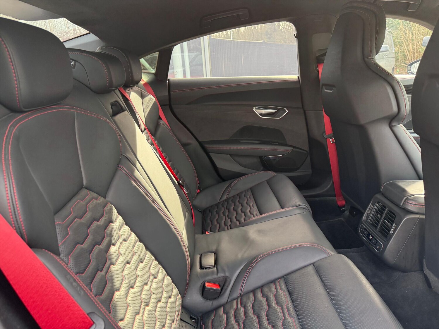 Used Audi RS e-tron GT for sale - 77586867: Photo 32