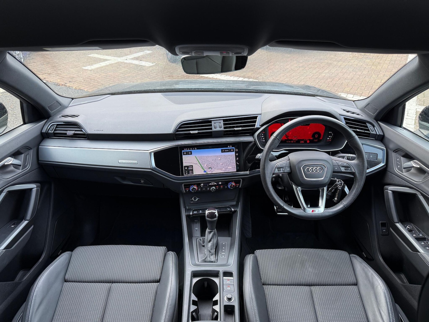 Used Audi Q3 2024 for sale - 76715196: Photo 3