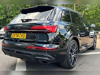 Used Audi Q7 2024 for sale - 76729055: Photo