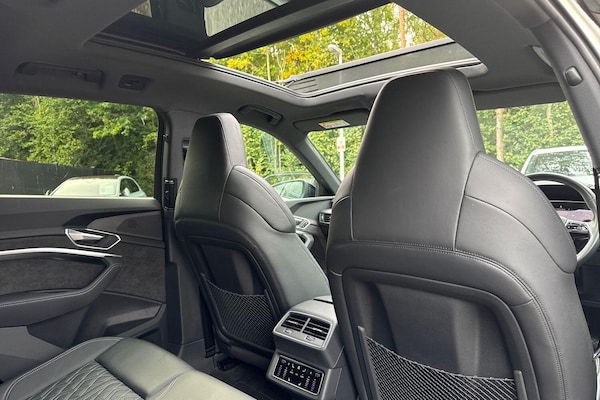 Used Audi e-tron 2021 for sale - 76349625: Photo 11