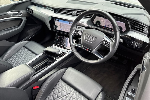 Used Audi e-tron 2021 for sale - 76349625: Photo 13