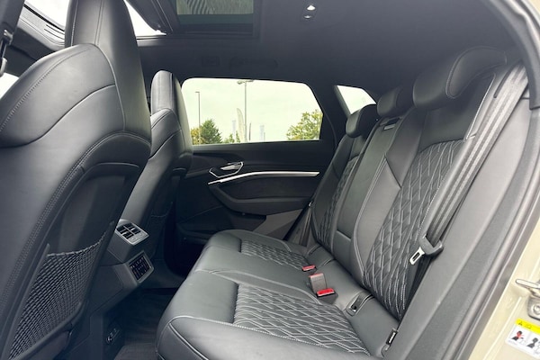 Used Audi e-tron 2021 for sale - 76349625: Photo 20