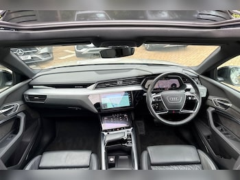 Used Audi e-tron 2021 for sale - 76349625: Photo