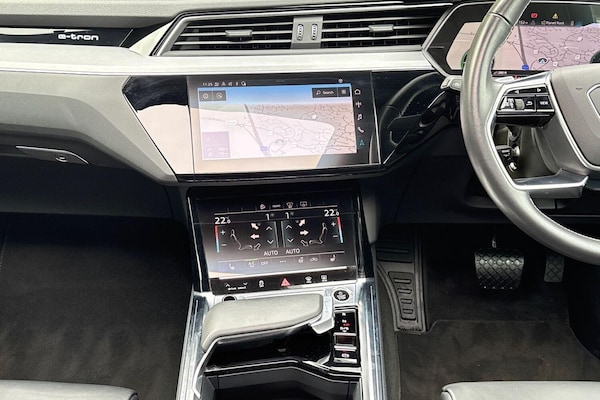 Used Audi e-tron 2021 for sale - 76349625: Photo 41