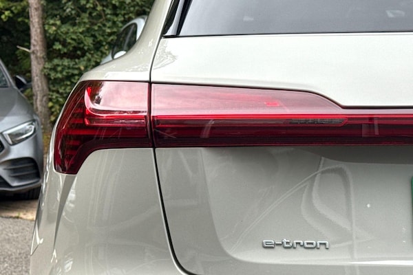 Used Audi e-tron 2021 for sale - 76349625: Photo 45