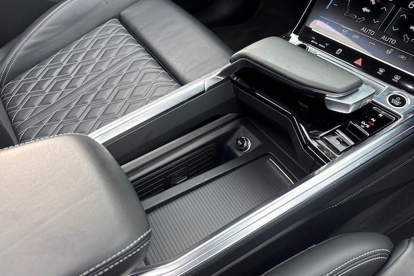 Used Audi e-tron 2021 for sale - 76349625: Photo 52
