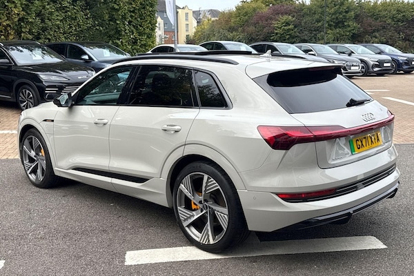 Used Audi e-tron 2021 for sale - 76349625: Photo 9