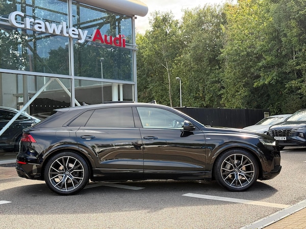 Used Audi Q8 2022 for sale - 76122698: Photo 2