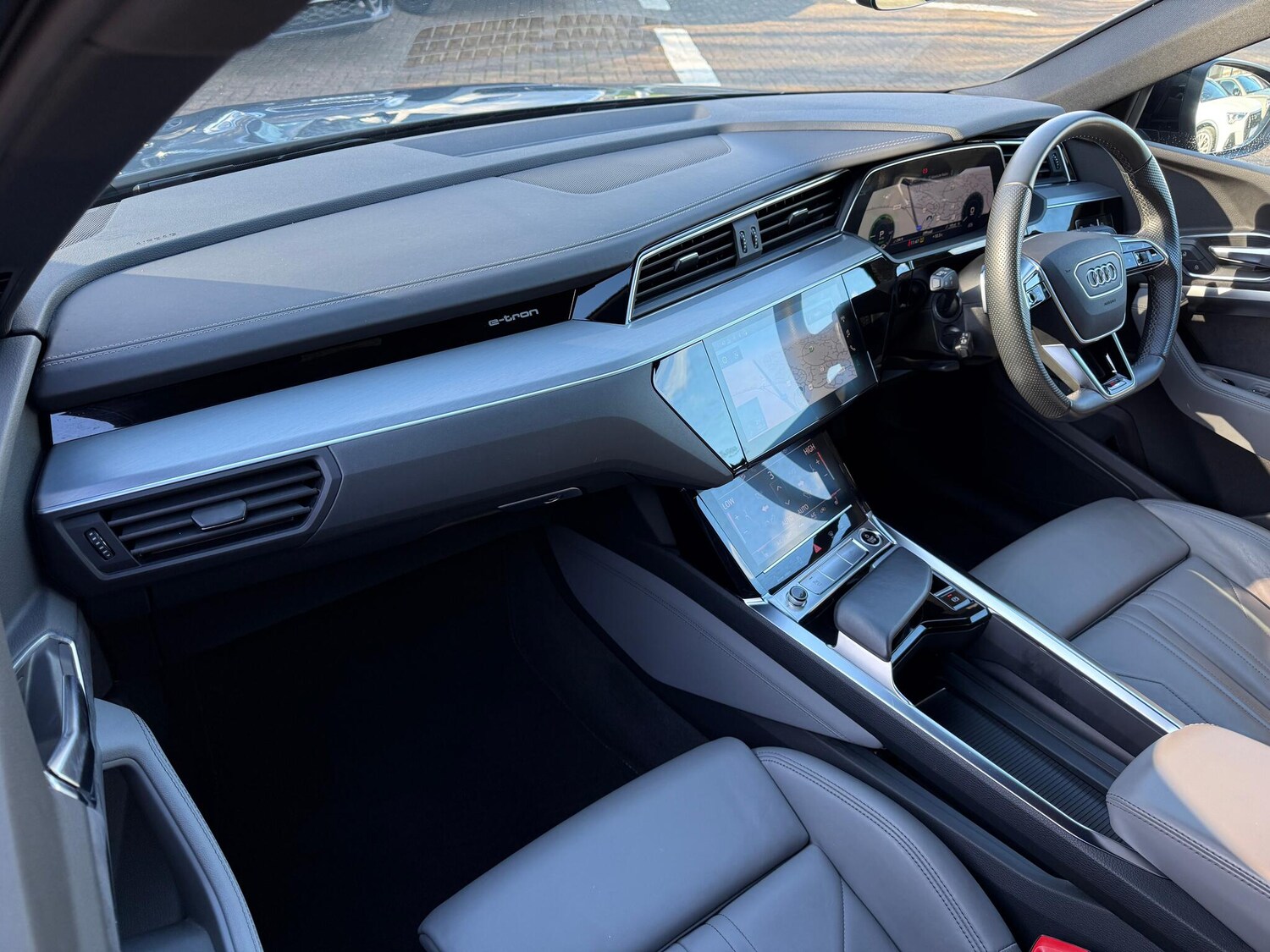 Used Audi e-tron 2022 for sale - 77496329: Photo 19