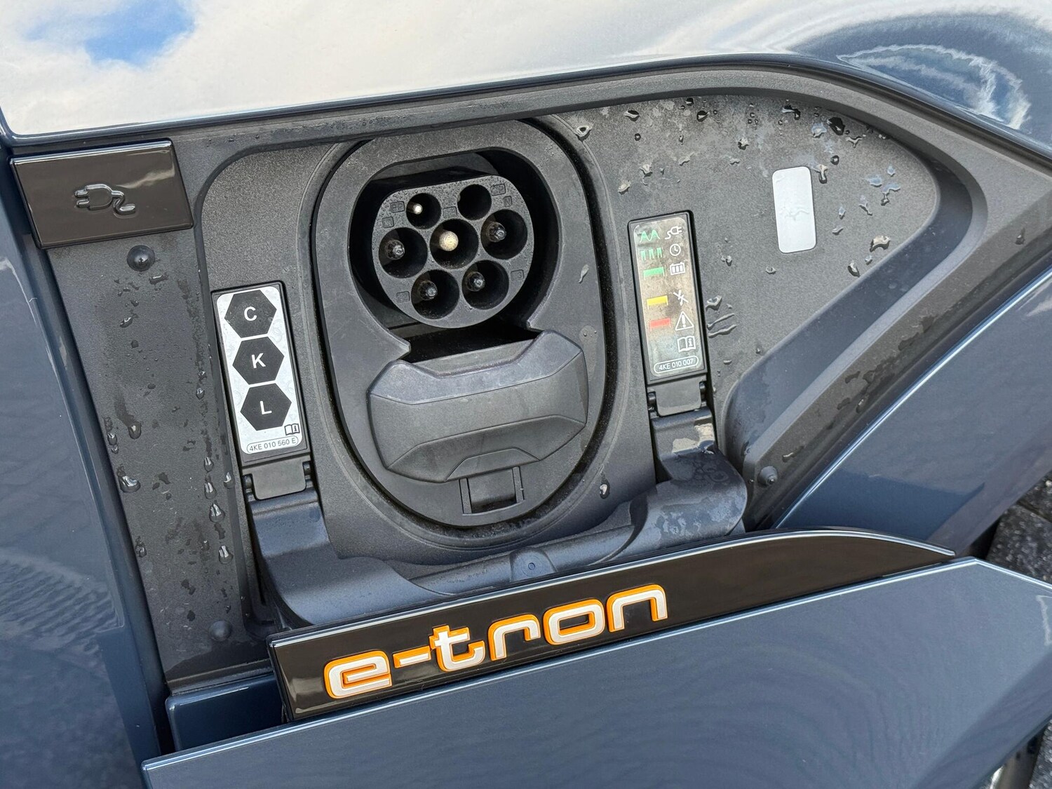 Used Audi e-tron 2022 for sale - 77496329: Photo 25