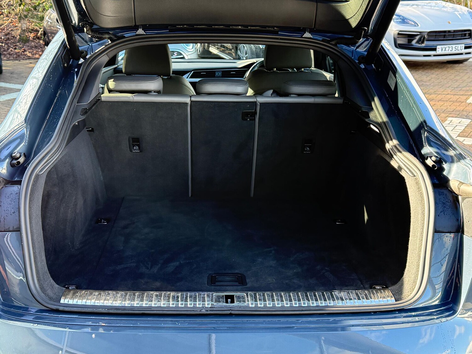 Used Audi e-tron 2022 for sale - 77496329: Photo 27