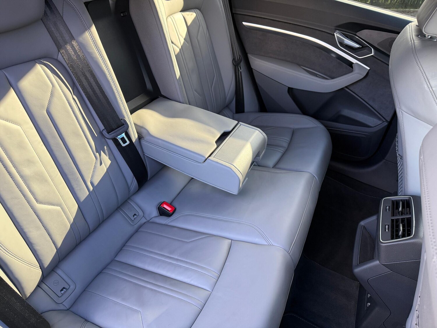 Used Audi e-tron 2022 for sale - 77496329: Photo 34