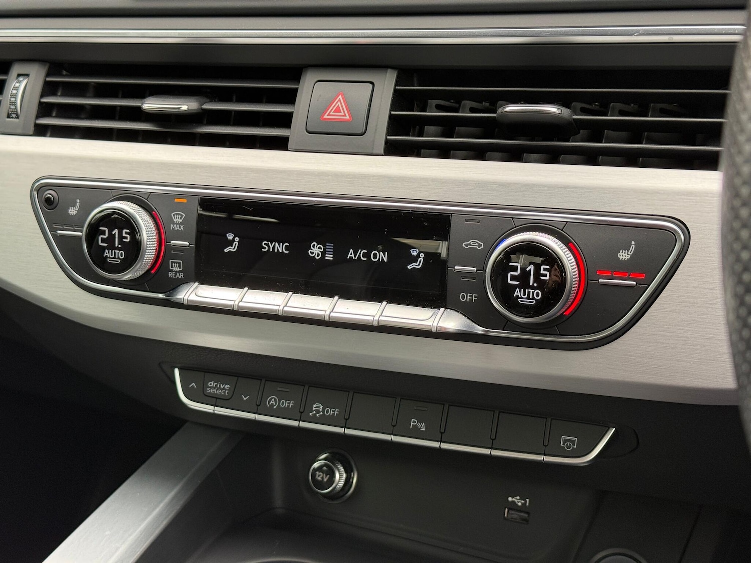 Used Audi A4 2019 for sale - 76499468: Photo 12