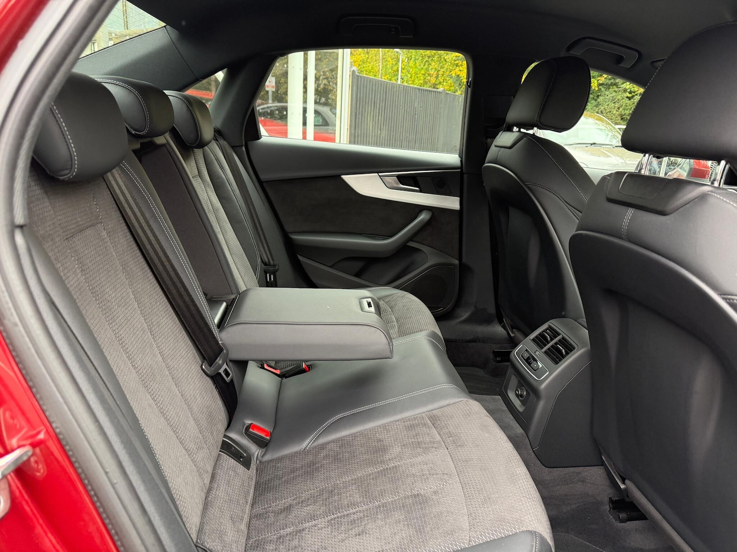 Used Audi A4 2019 for sale - 76499468: Photo 28